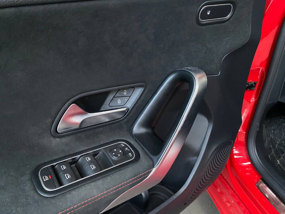 Mercedes-Benz A180 Business Solution AMG Night Upgrade 136PS 2019, XS-253-H