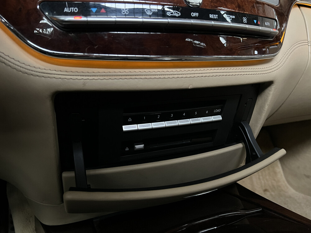 Mercedes-Benz S63 AMG 2LOOK-Edition Special 5.5 V8 S-Klasse 544PS 2011