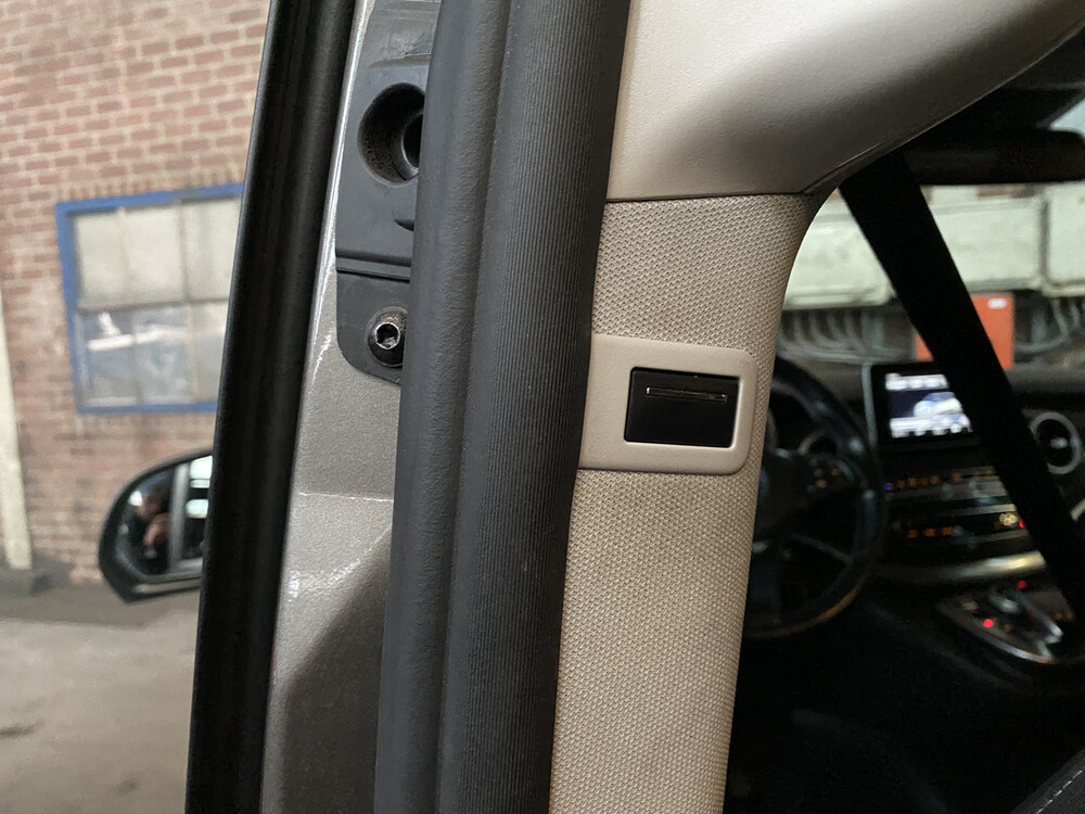 Mercedes-Benz V250 BlueTEC Long DC V-Klasse 190PS 2015, V-678-GH