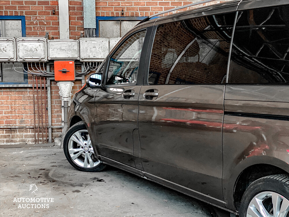 Mercedes-Benz V250 BlueTEC Long DC V-Klasse 190PS 2015, V-678-GH