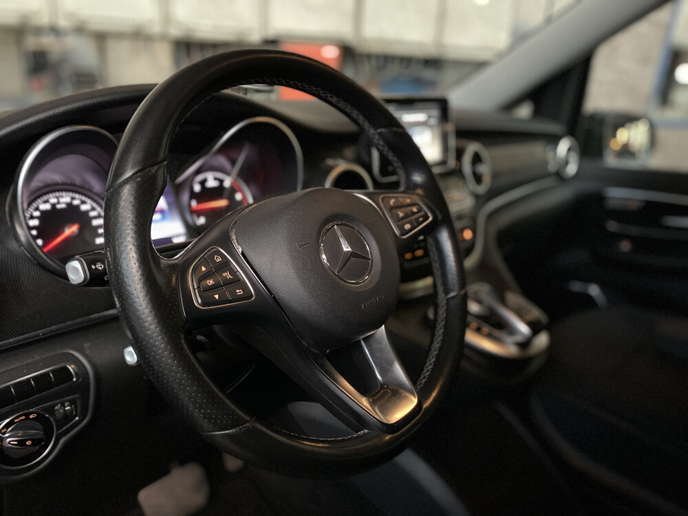 Mercedes-Benz V250 BlueTEC Long DC V-Klasse 190PS 2015, V-678-GH