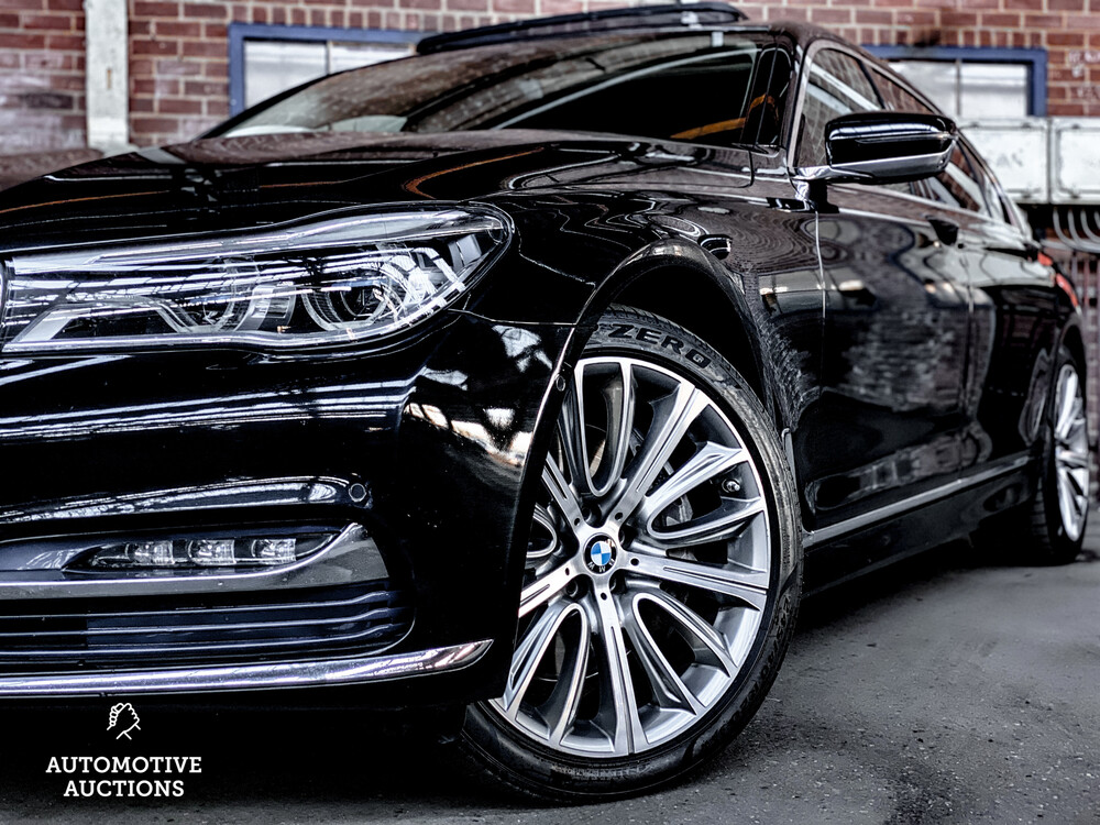 BMW 750Li High Executive Twin Power Turbo 449PS 2016 7er, PL-586-X