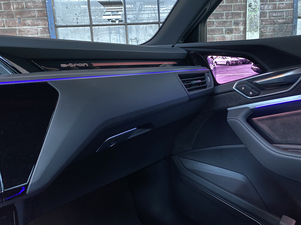 Audi e-tron EDITION ONE 55 Quattro Advanced 95 kWh 215PS 2018 -Orig NL-, XH-842-D