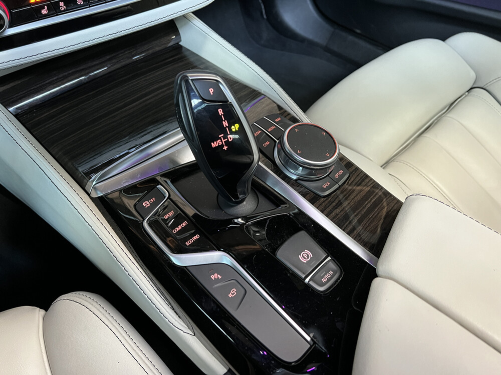 BMW 540i xDrive M-PERFROMANCE M-sport 5er 340PS 2018 -Org. NL-, SH-052-H