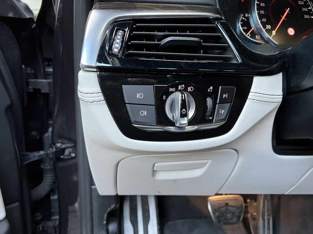 BMW 540i xDrive M-PERFROMANCE M-sport 5er 340PS 2018 -Org. NL-, SH-052-H