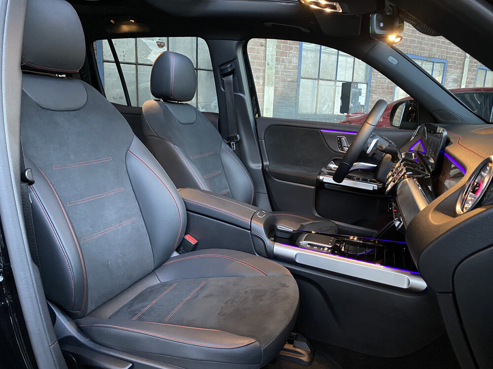 Mercedes-Benz EQB300 AMG 4Matic 228PS 2022 -Herstellergarantie-