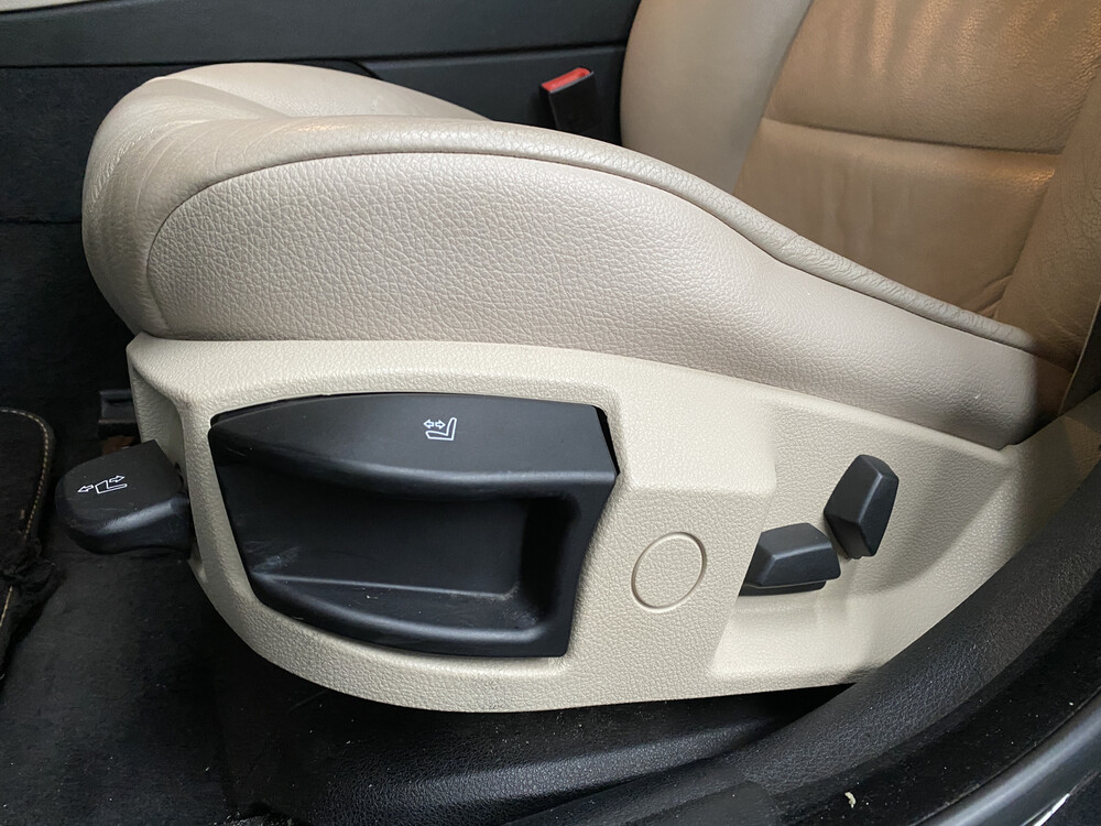 BMW 520d Touring Executive 184PS 2011 5er, KL-645-J