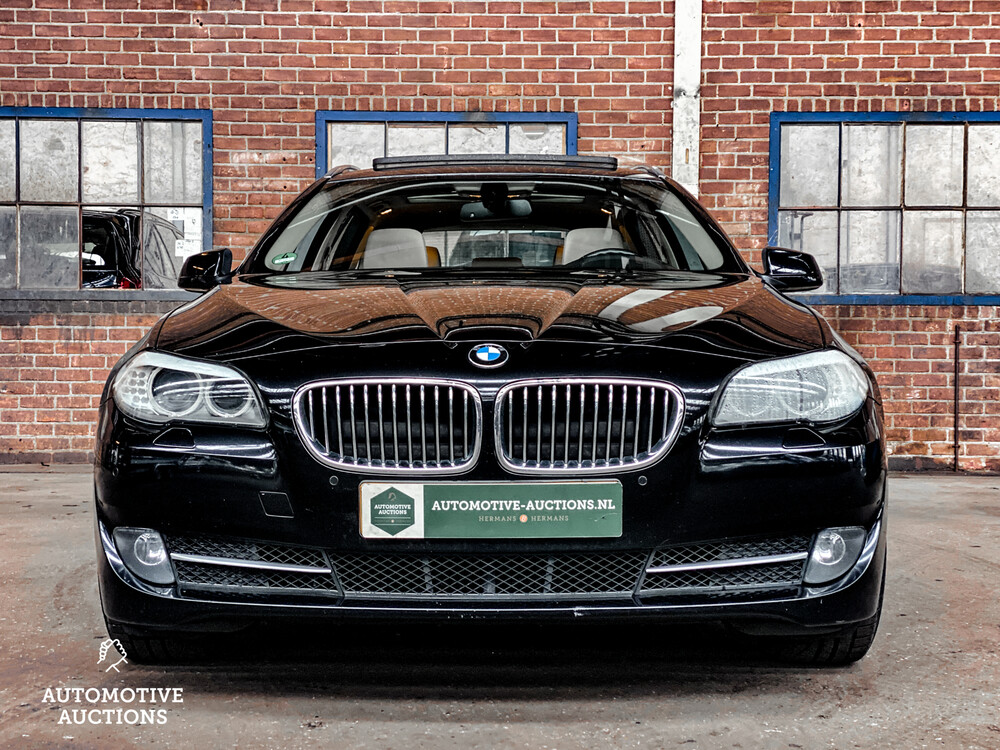 BMW 520d Touring Executive 184PS 2011 5er, KL-645-J