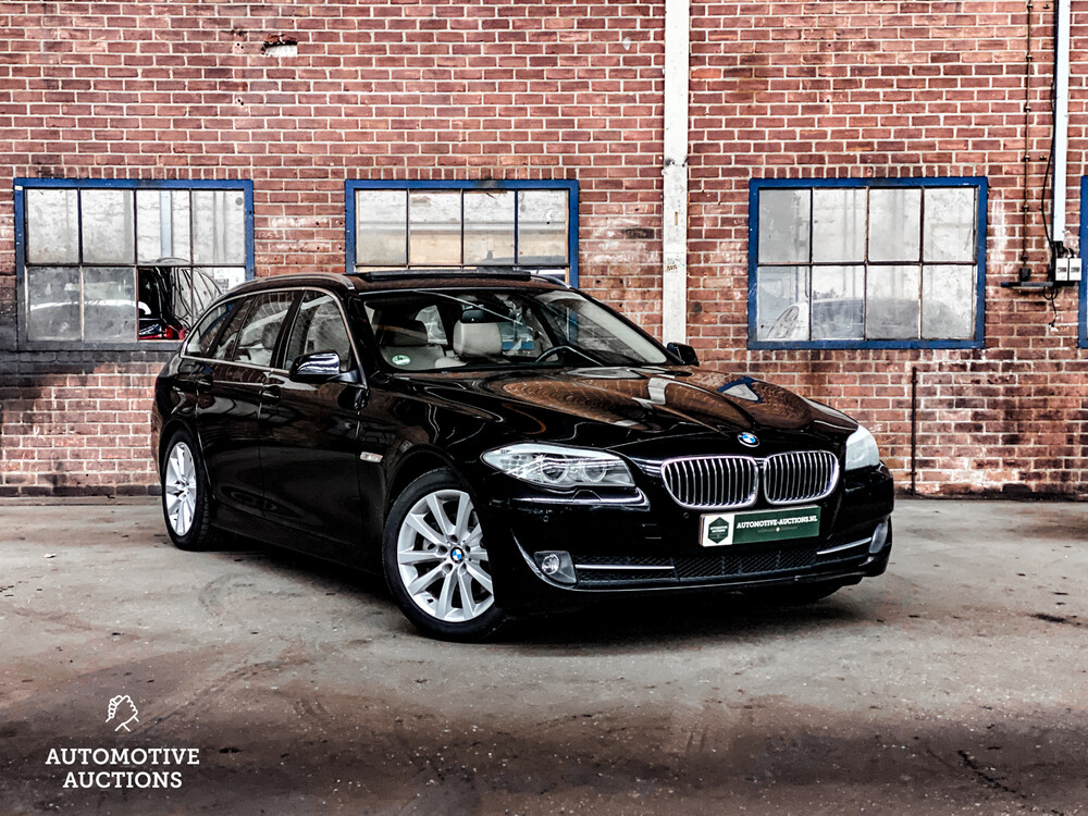 BMW 520d Touring Executive 184PS 2011 5er, KL-645-J