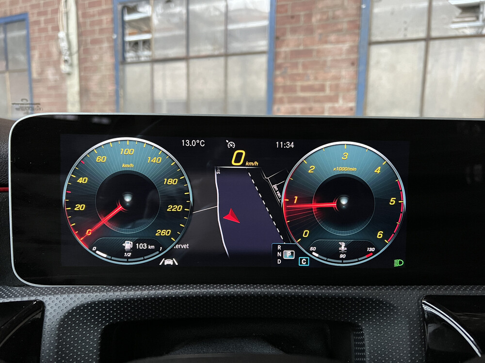 Mercedes-Benz 180d AMG Business Solution MJ-2019 116PS 2018 A-Klasse -Orig. NL-, TL-568-F