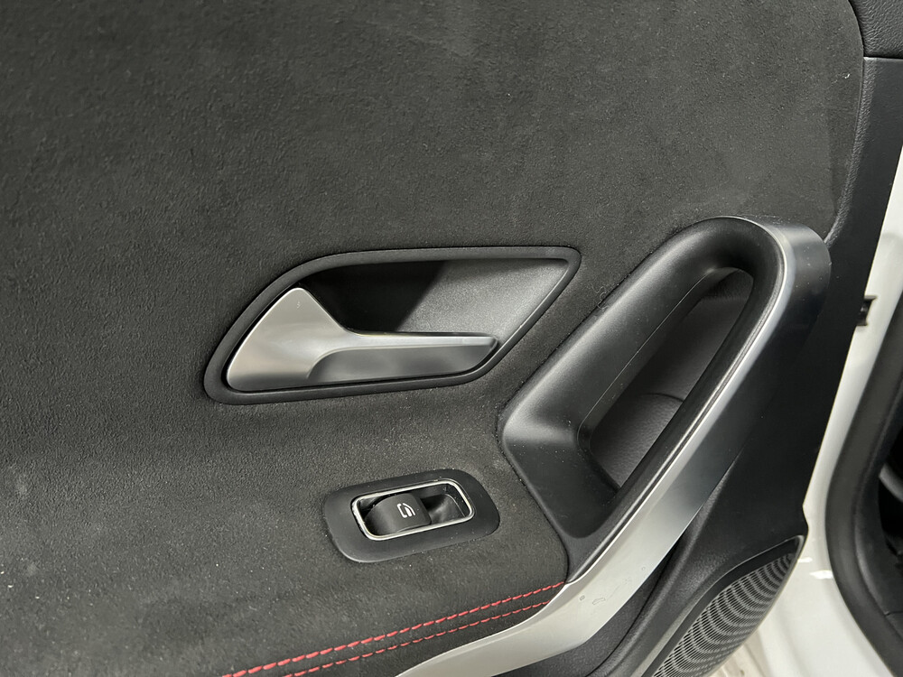 Mercedes-Benz 180d AMG Business Solution MJ-2019 116PS 2018 A-Klasse -Orig. NL-, TL-568-F