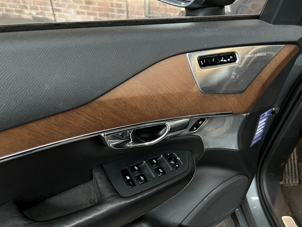 Volvo XC90 2.0 T8 Twin Engine 320hp 2015 7-Personen -org. DE-, HS-691-B