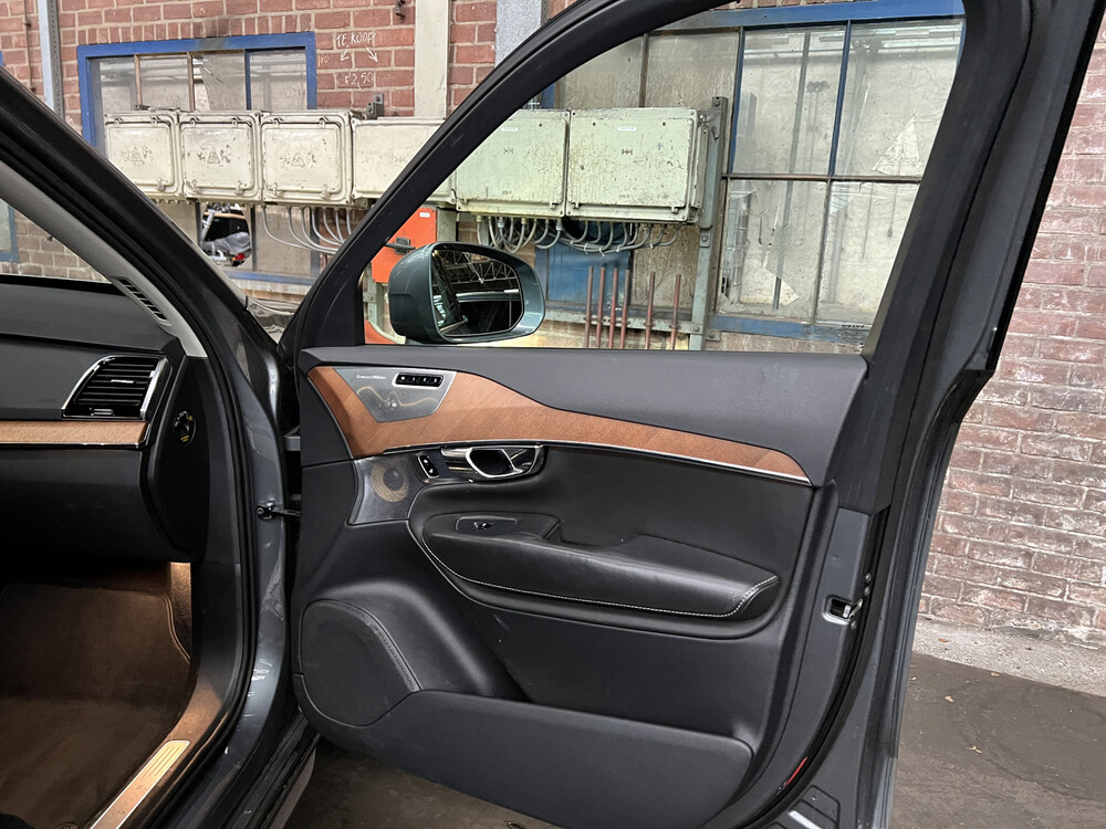 Volvo XC90 2.0 T8 Twin Engine 320hp 2015 7-Personen -org. DE-, HS-691-B