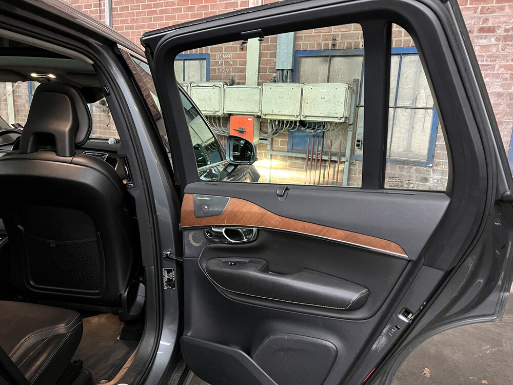 Volvo XC90 2.0 T8 Twin Engine 320hp 2015 7-Personen -org. DE-, HS-691-B