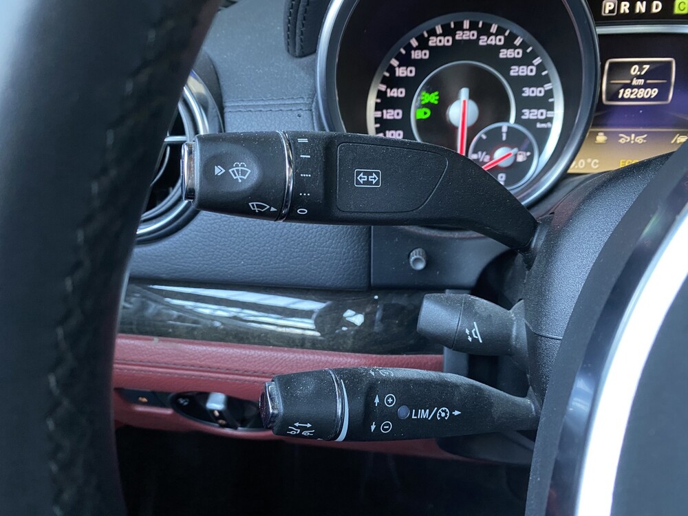 Mercedes-Benz SL63 AMG 5.5 V8 537pk 2012 AIRSCARF SL-klasse
