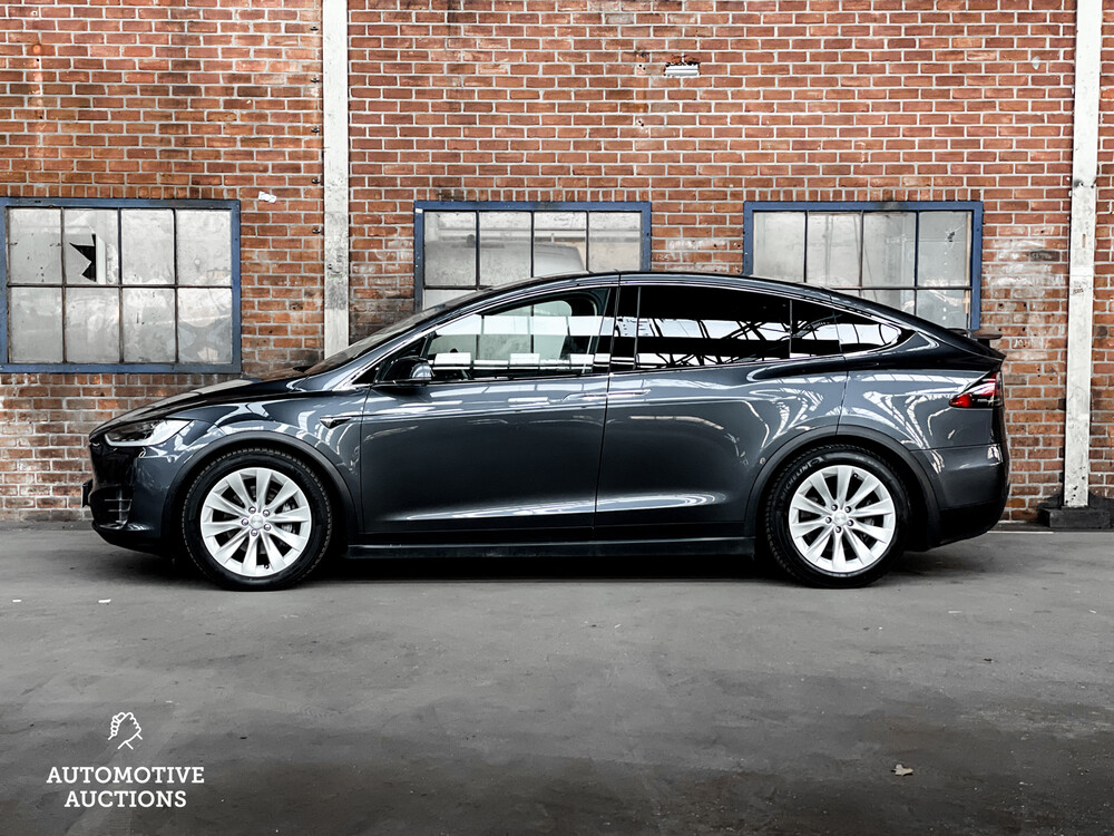 Tesla Model X 90D Base 420hp 2017 7-Personen