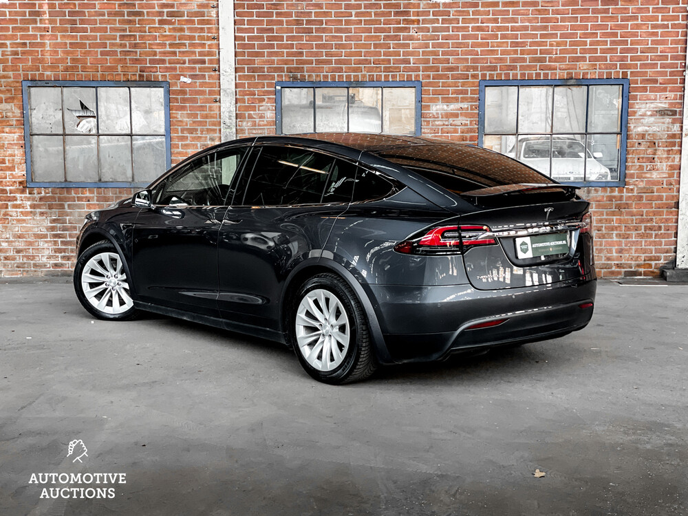 Tesla Model X 90D Base 420hp 2017 7-Personen