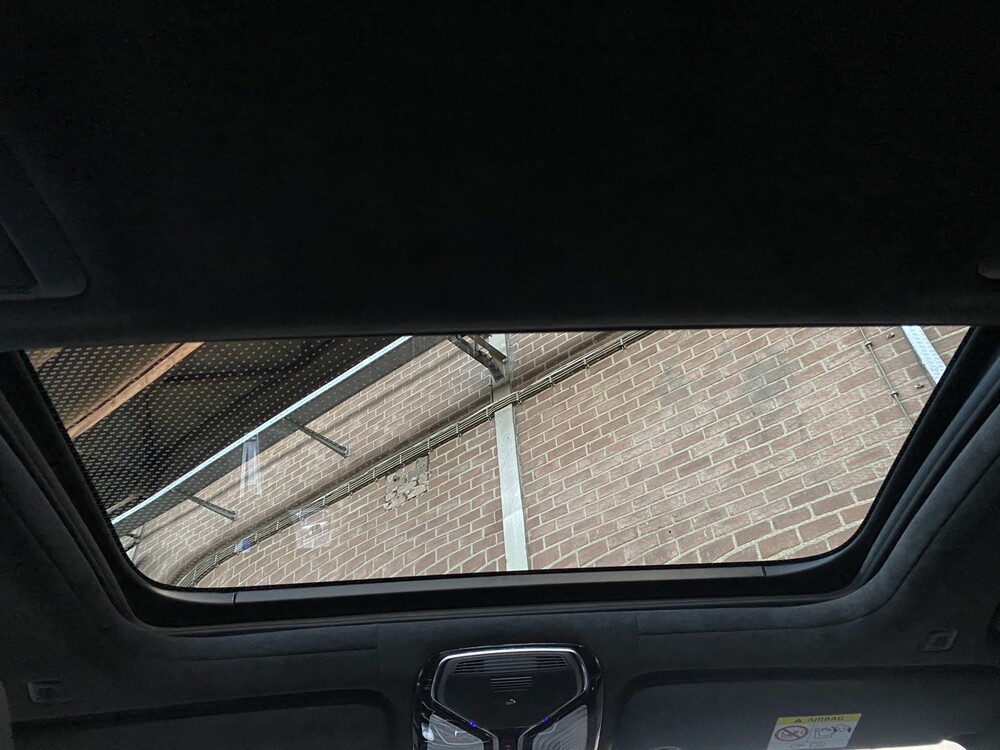 BMW M760Li xDrive HE 6.6 V12 585PS 2019 7er -Orig. NL-, XT-649-P