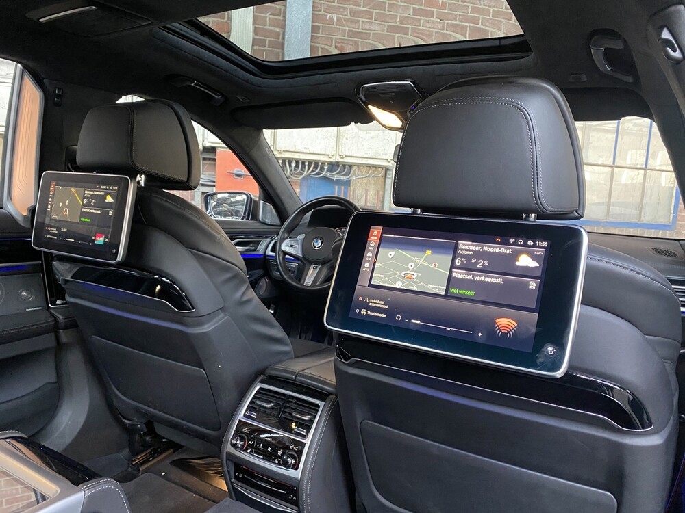 BMW M760Li xDrive HE 6.6 V12 585PS 2019 7er -Orig. NL-, XT-649-P