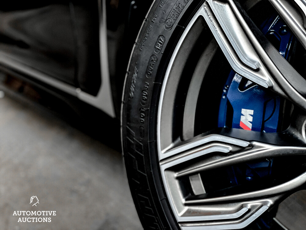 BMW M760Li xDrive HE 6.6 V12 585PS 2019 7er -Orig. NL-, XT-649-P