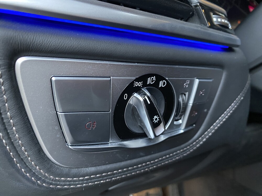 BMW M760Li xDrive HE 6.6 V12 585PS 2019 7er -Orig. NL-, XT-649-P