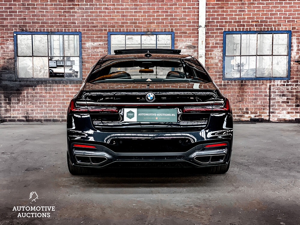 BMW M760Li xDrive HE 6.6 V12 585PS 2019 7er -Orig. NL-, XT-649-P