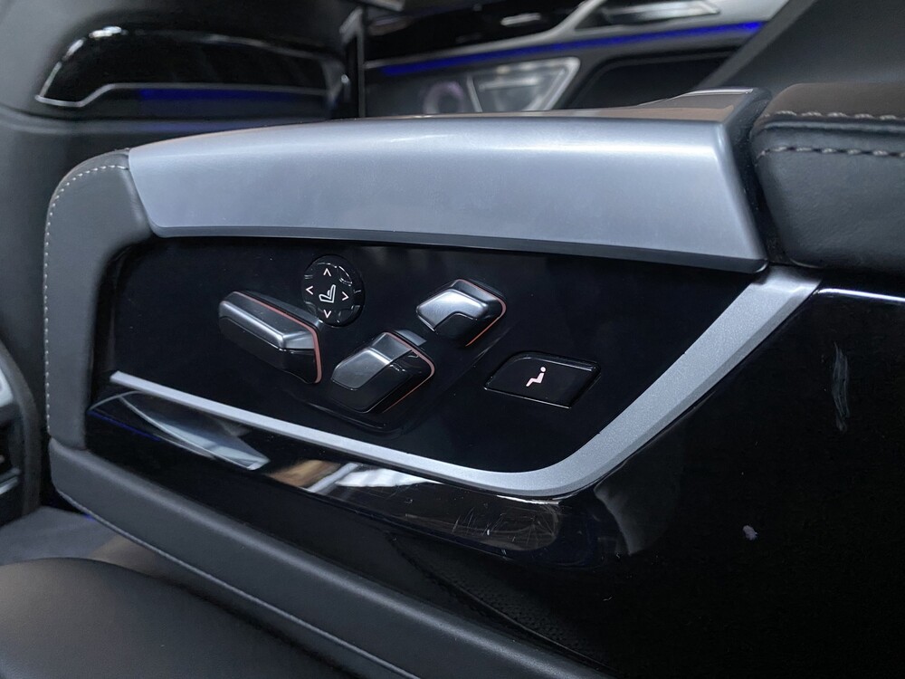 BMW M760Li xDrive HE 6.6 V12 585PS 2019 7er -Orig. NL-, XT-649-P