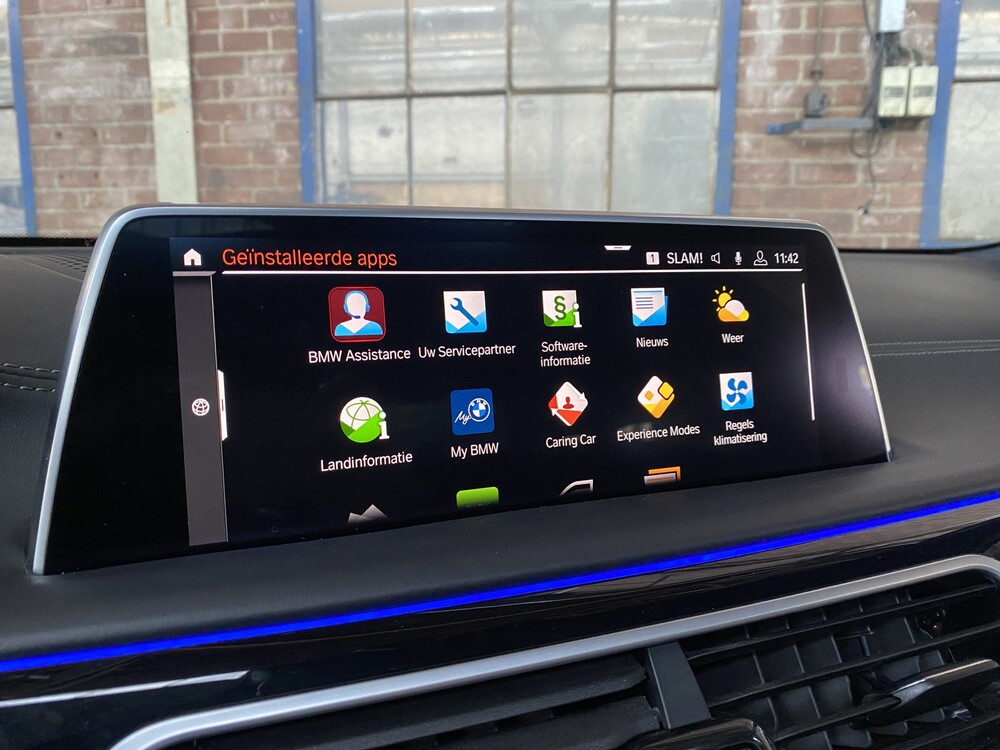 BMW M760Li xDrive HE 6.6 V12 585PS 2019 7er -Orig. NL-, XT-649-P