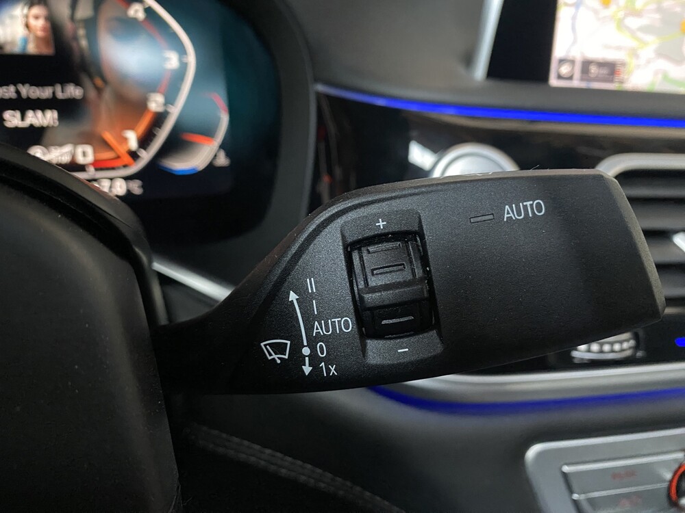 BMW M760Li xDrive HE 6.6 V12 585PS 2019 7er -Orig. NL-, XT-649-P