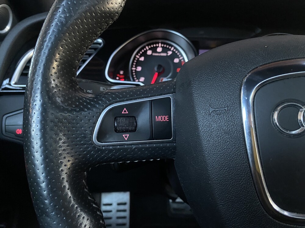 Audi RS5 Coupé 4.2 FSI Quattro 450PS 2012, 4-KVH-74