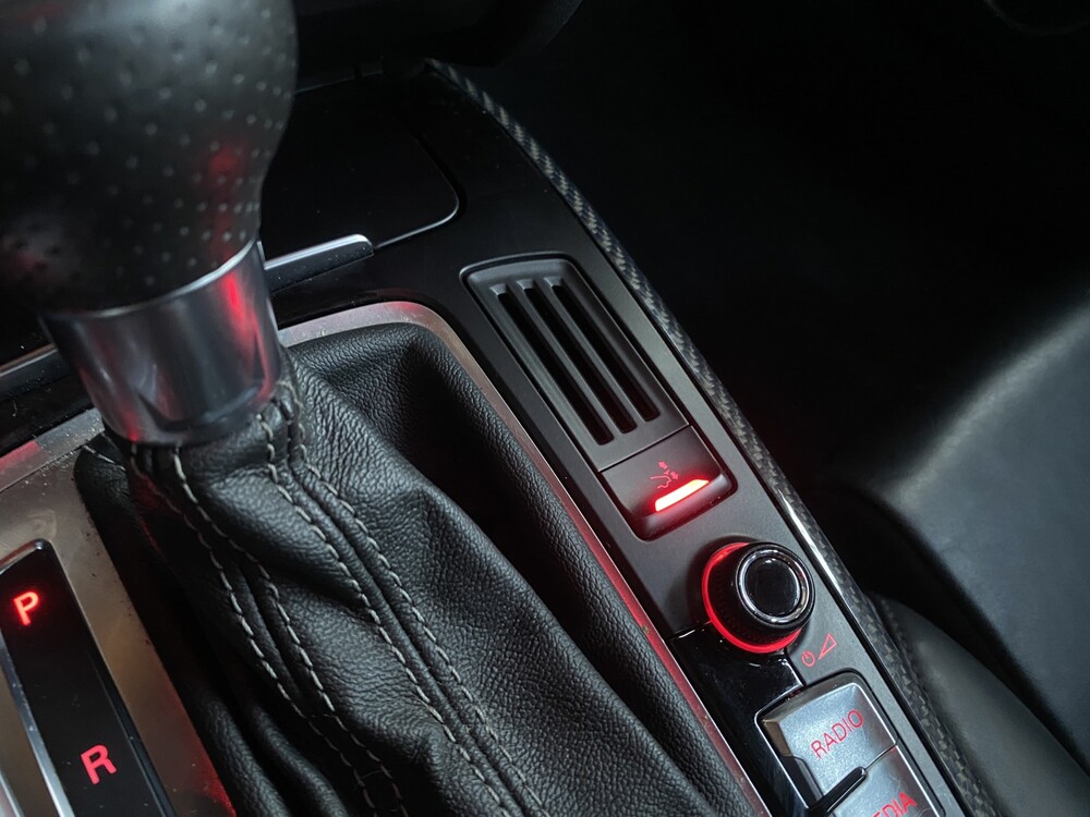 Audi RS5 Coupé 4.2 FSI Quattro 450PS 2012, 4-KVH-74