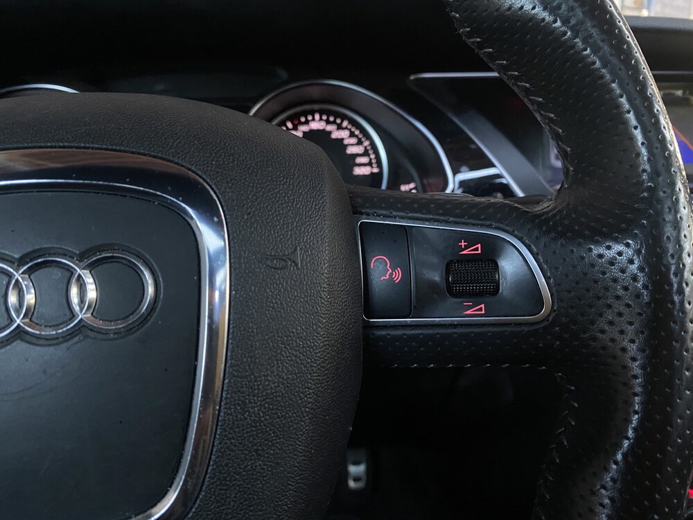 Audi RS5 Coupé 4.2 FSI Quattro 450PS 2012, 4-KVH-74