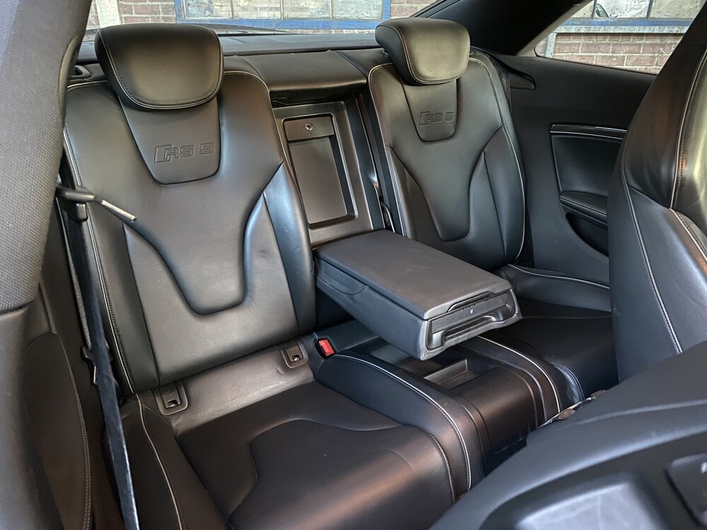 Audi RS5 Coupé 4.2 FSI Quattro 450PS 2012, 4-KVH-74