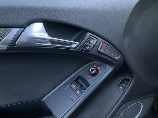 Audi RS5 Coupé 4.2 FSI Quattro 450PS 2012, 4-KVH-74