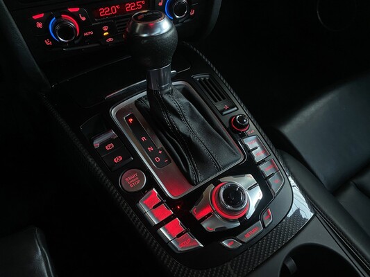 Audi RS5 Coupé 4.2 FSI Quattro 450hp 2012, 4-KVH-74