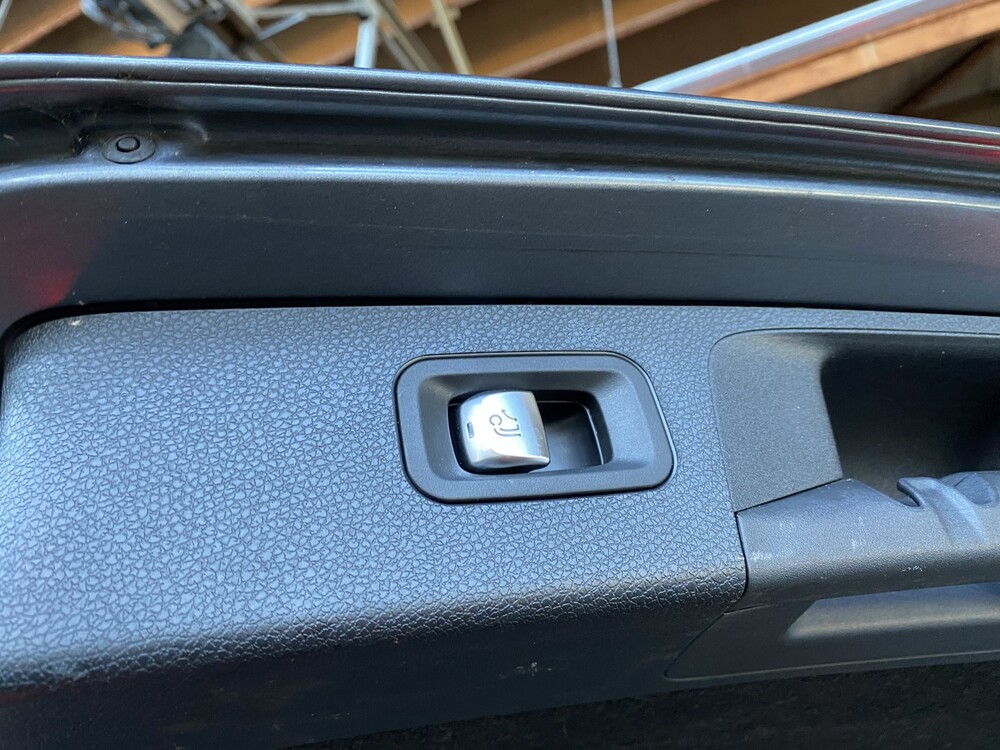 Mercedes-Benz E400d AMG Kombi DESIGNO 4Matic Neues Modell 340PS 2018 E-Klasse, XR-810-Z