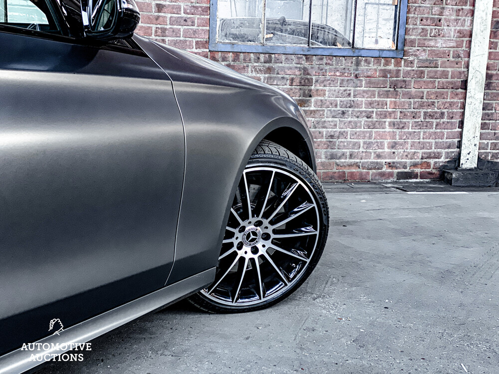 Mercedes-Benz E400d AMG Kombi DESIGNO 4Matic Neues Modell 340PS 2018 E-Klasse, XR-810-Z