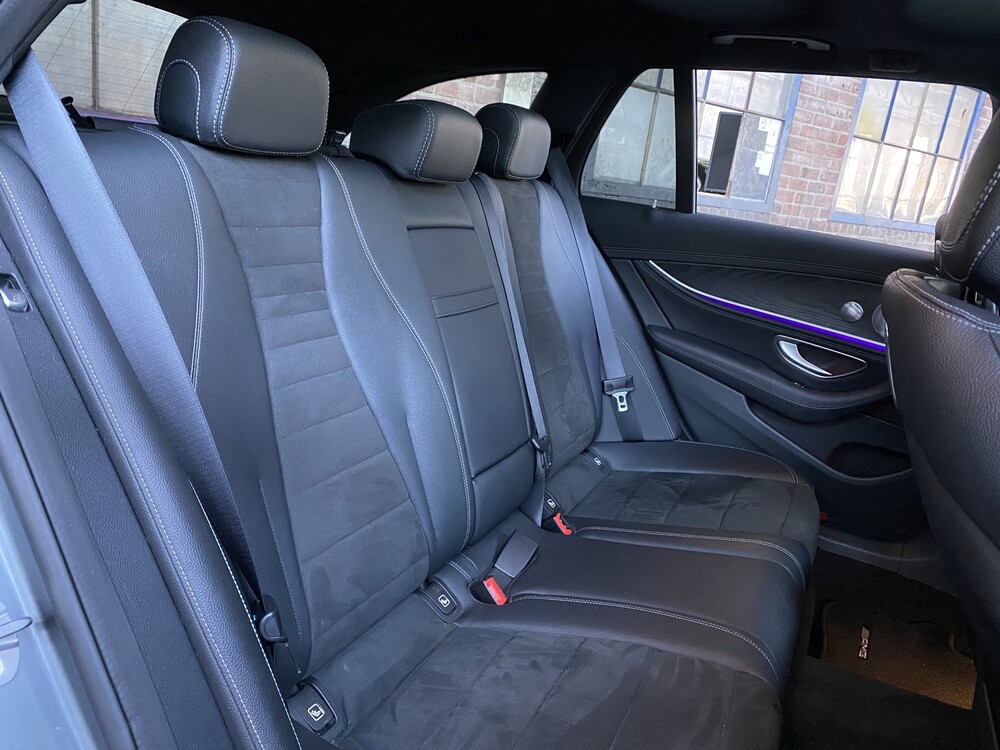 Mercedes-Benz E400d AMG Kombi DESIGNO 4Matic Neues Modell 340PS 2018 E-Klasse, XR-810-Z