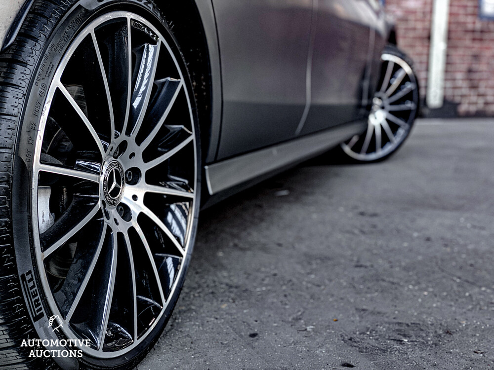 Mercedes-Benz E400d AMG Kombi DESIGNO 4Matic Neues Modell 340PS 2018 E-Klasse, XR-810-Z