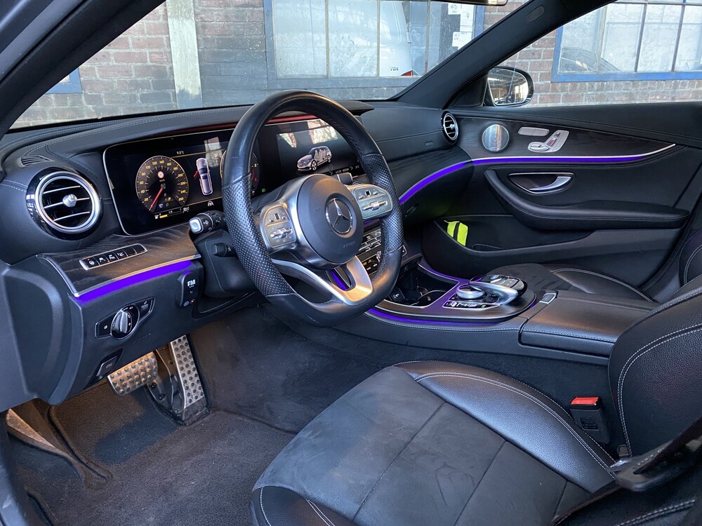 Mercedes-Benz E400d AMG Kombi DESIGNO 4Matic Neues Modell 340PS 2018 E-Klasse, XR-810-Z