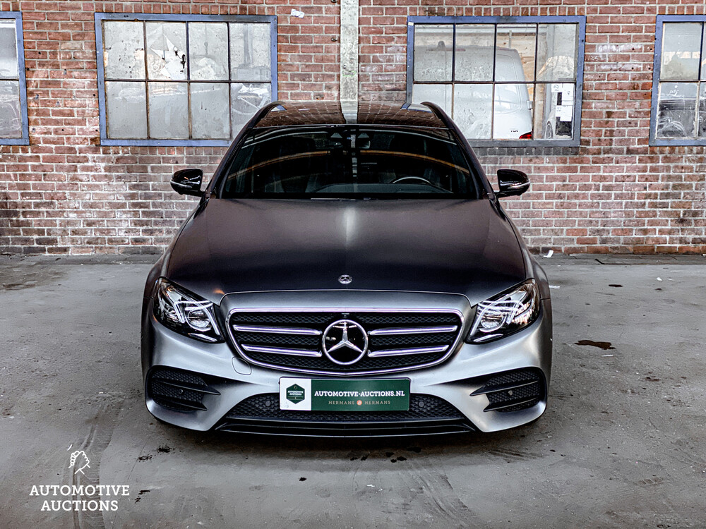 Mercedes-Benz E400d AMG Kombi DESIGNO 4Matic Neues Modell 340PS 2018 E-Klasse, XR-810-Z