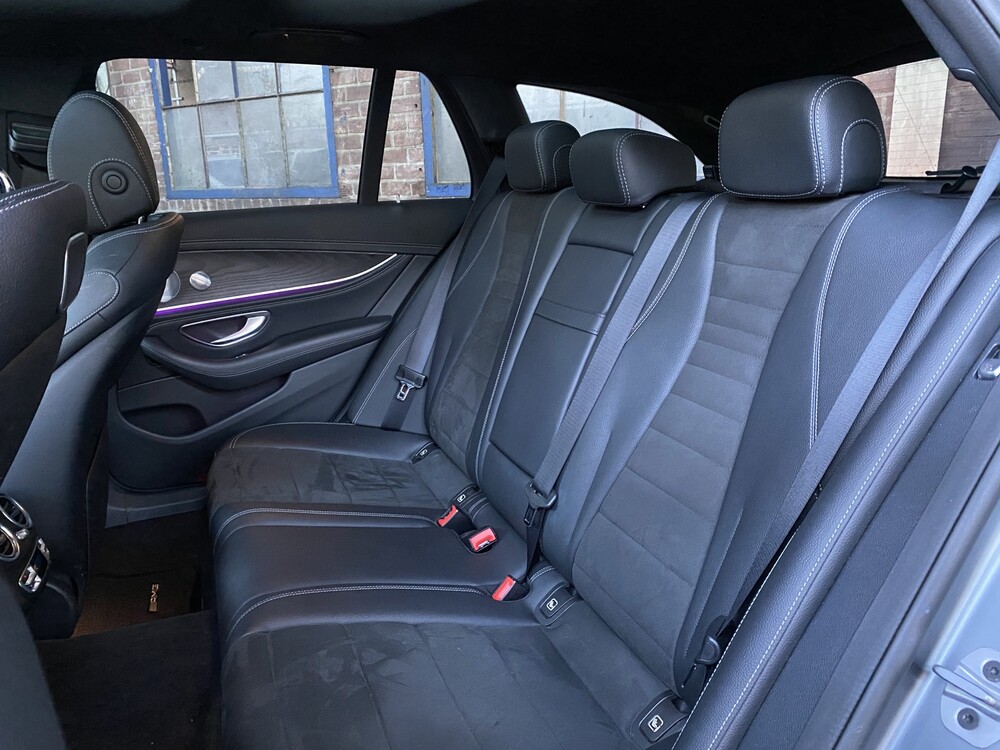 Mercedes-Benz E400d AMG Kombi DESIGNO 4Matic Neues Modell 340PS 2018 E-Klasse, XR-810-Z