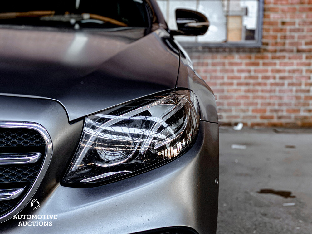 Mercedes-Benz E400d AMG Kombi DESIGNO 4Matic Neues Modell 340PS 2018 E-Klasse, XR-810-Z