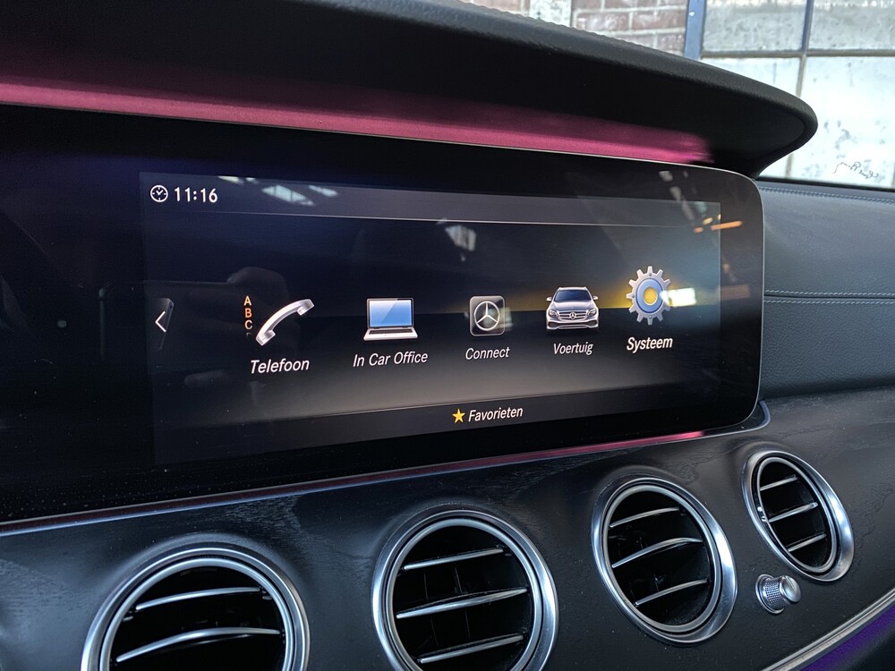 Mercedes-Benz E400d AMG Kombi DESIGNO 4Matic Neues Modell 340PS 2018 E-Klasse, XR-810-Z