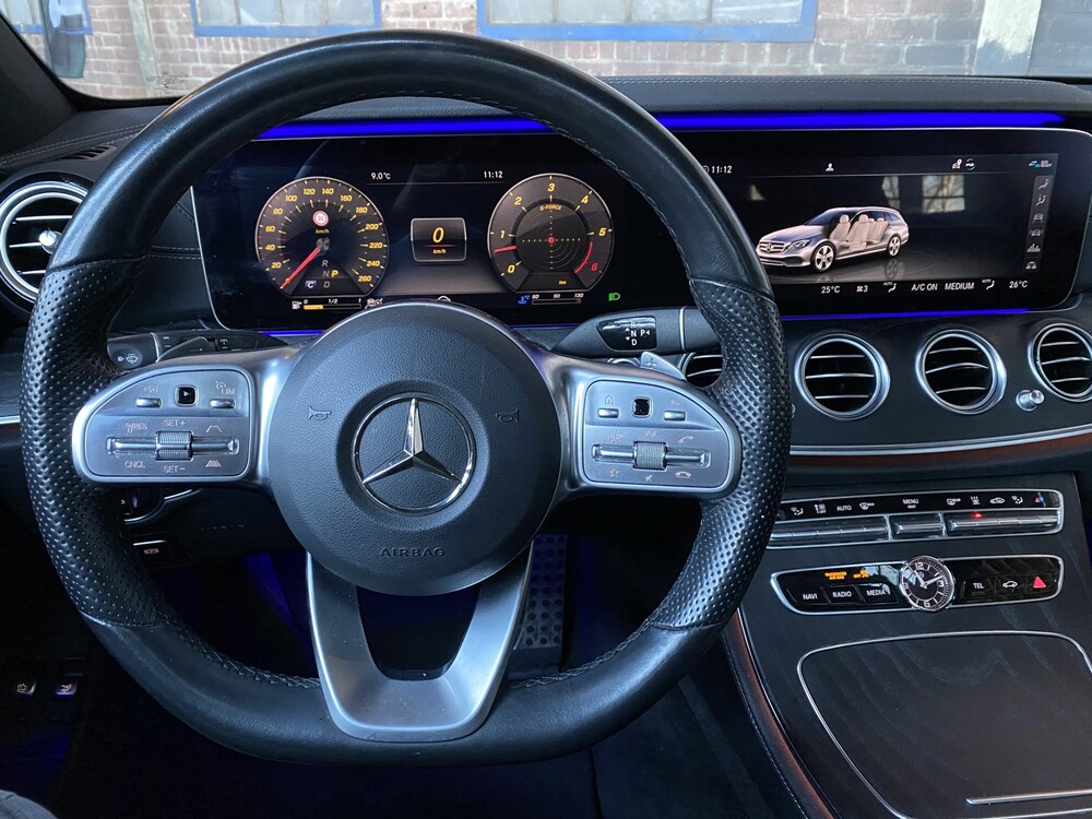 Mercedes-Benz E400d AMG Kombi DESIGNO 4Matic Neues Modell 340PS 2018 E-Klasse, XR-810-Z