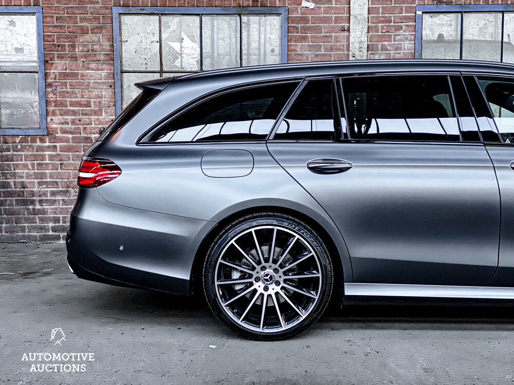 Mercedes-Benz E400d AMG Kombi DESIGNO 4Matic Neues Modell 340PS 2018 E-Klasse, XR-810-Z