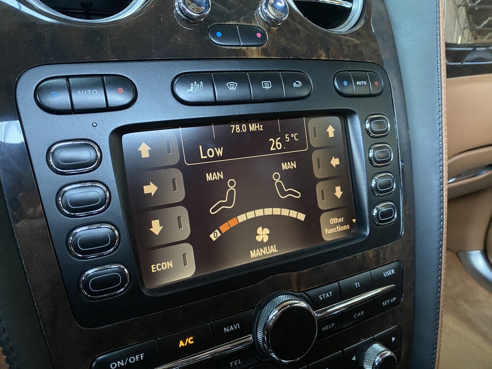 Bentley Continental Flying Spur 6.0 W12 560PS 2006 -Youngtimer-