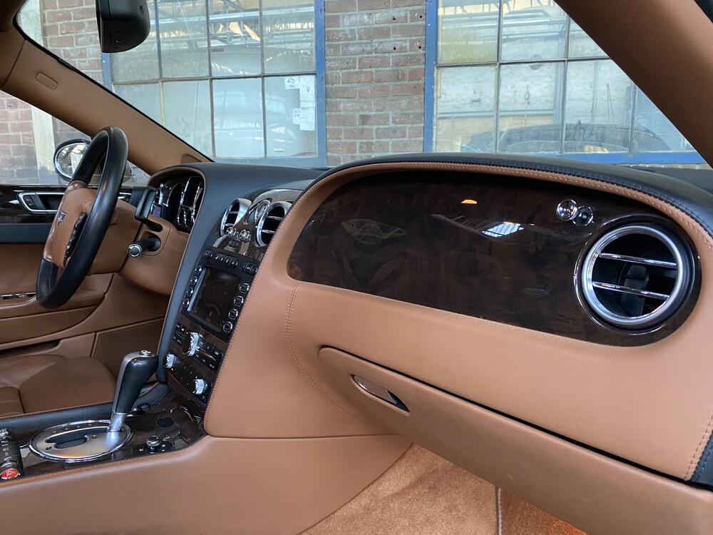 Bentley Continental Flying Spur 6.0 W12 560PS 2006 -Youngtimer-