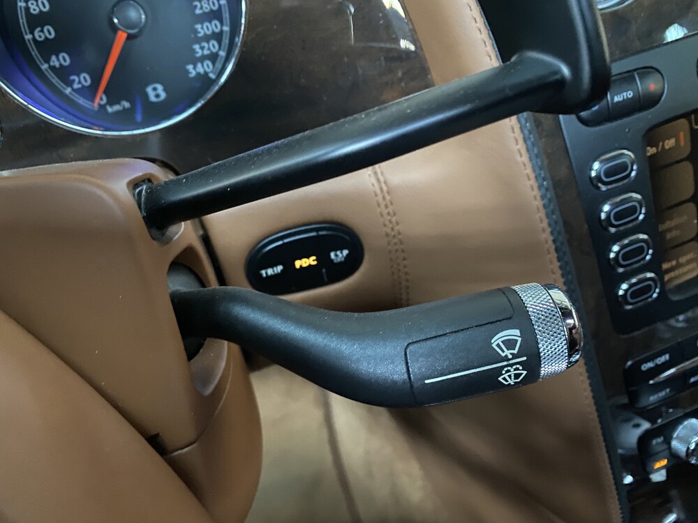 Bentley Continental Flying Spur 6.0 W12 560PS 2006 -Youngtimer-