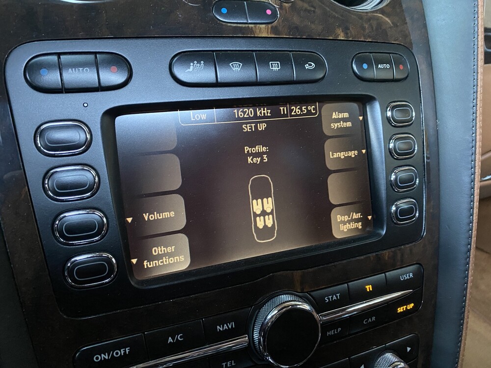 Bentley Continental Flying Spur 6.0 W12 560PS 2006 -Youngtimer-